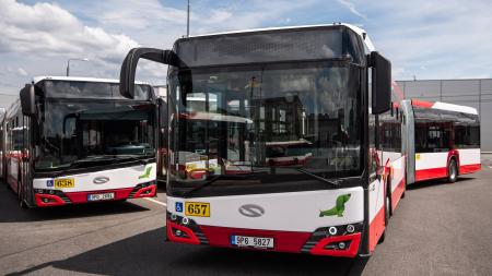 Dobrá zpráva pro Plzeňáky: od července je bude vozit více autobusů s celovozovou klimatizací