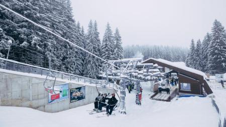 Špičák zažil o Vánocích nápor lyžařů, k dispozici mají 2,5 kilometru sjezdovek