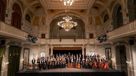 Výjimečná „straussovská“ deska Plzeňské filharmonie je už na světě!