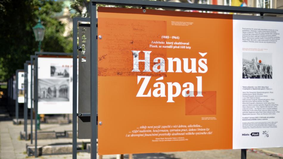 Výstava připomíná dílo a život významného architekta Zápala, komentovaná prohlídka se koná dnes odpoledne