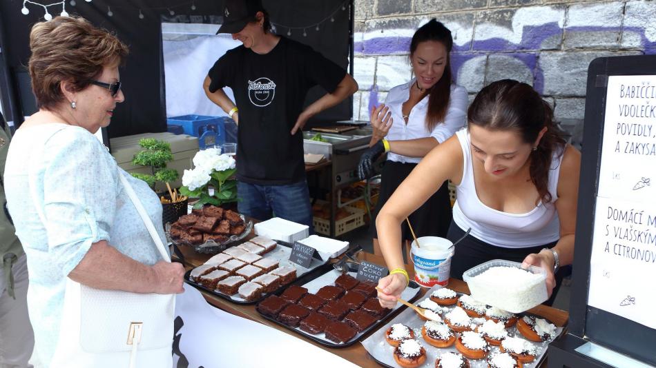 Food festival TUTO jídlo se vrací na náplavku na Radbuze