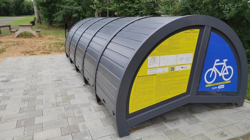 Cyklistům v Plzni budou sloužit další cykloboxy