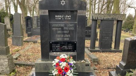 Plzeň si připomněla Rudolfa Löwyho, bojovníka proti nacismu a zachránce židovských památek