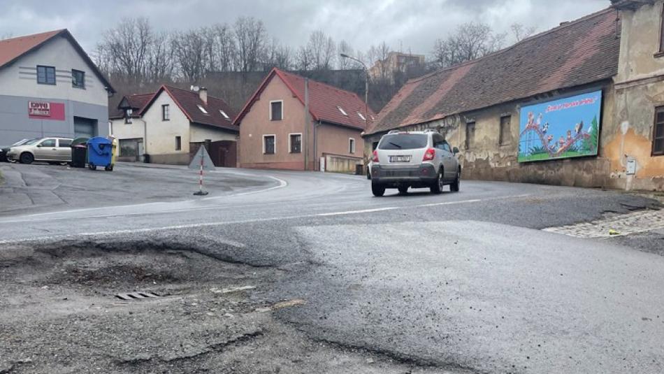 Začíná velká rekonstrukce Rolnického náměstí. Řidiče čekají problémy