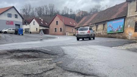 Začíná velká rekonstrukce Rolnického náměstí. Řidiče čekají problémy