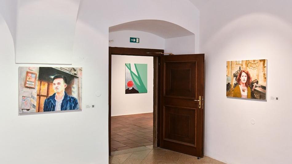 Výstavu Tváří v tvář můžete obdivovat v Galerii města Plzně