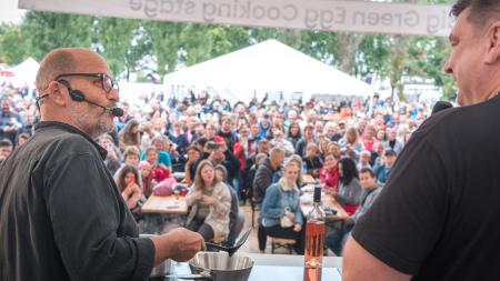 Prima FRESH festival do pivovaru doveze oscarové delikatesy a živé koncerty