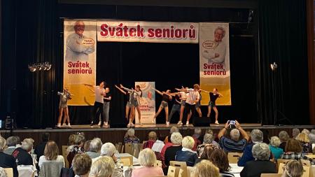 Senioři z Karlovarska se chystají na oslavu Mezinárodního dne seniorů