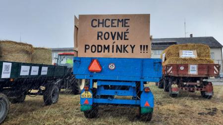 V Plzeňském kraji dnes vyjely protestovat až stovky zemědělských strojů