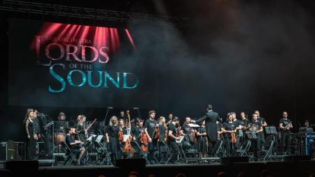 Orchestr Lords of The Sound přináší do Plzně bájný svět Středozemě