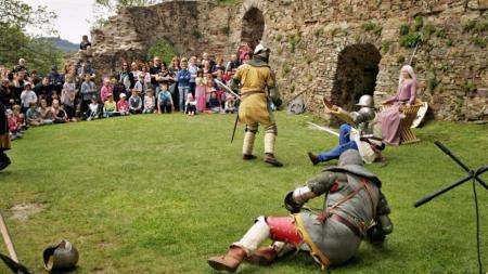 Hrad Velhartice o víkendu oživí velká sláva!