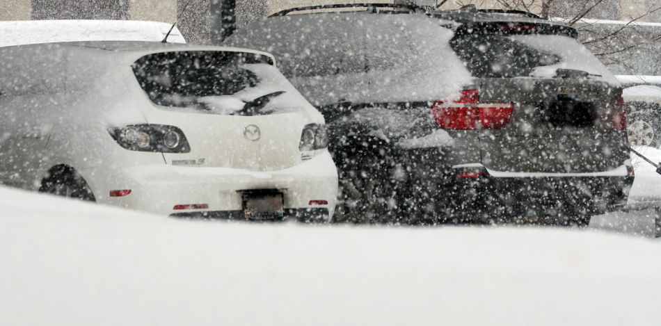 Přívaly sněhu i mráz značně komplikují dopravu v Plzeňském kraji