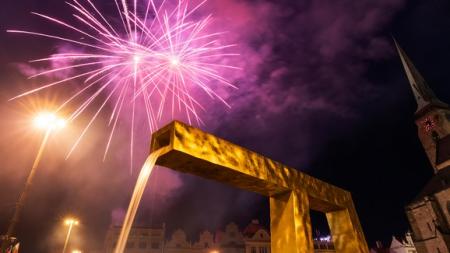 Vrchol oslav zkazil silný vítr. Plzeň musí zrušit ohňostroj