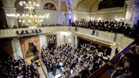 Koncert filmové hudby přiváží do Plzně Pražský filmový orchestr