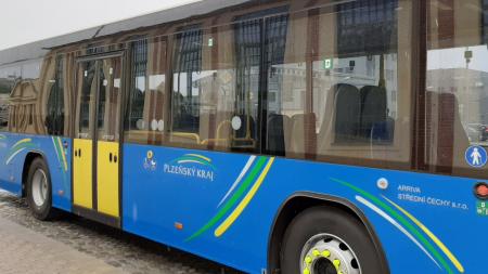 Dopravní peklo na trase Plzeň - Stod. Autobusy nabírají velké zpoždění