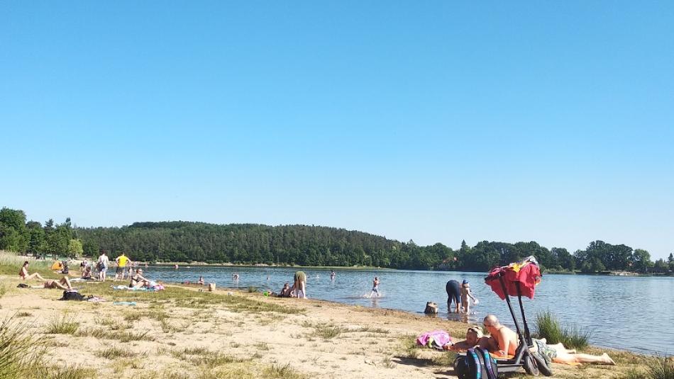 Voda v koupalištích v Plzeňském kraji má na začátku prázdnin stále dobrou kvalitu