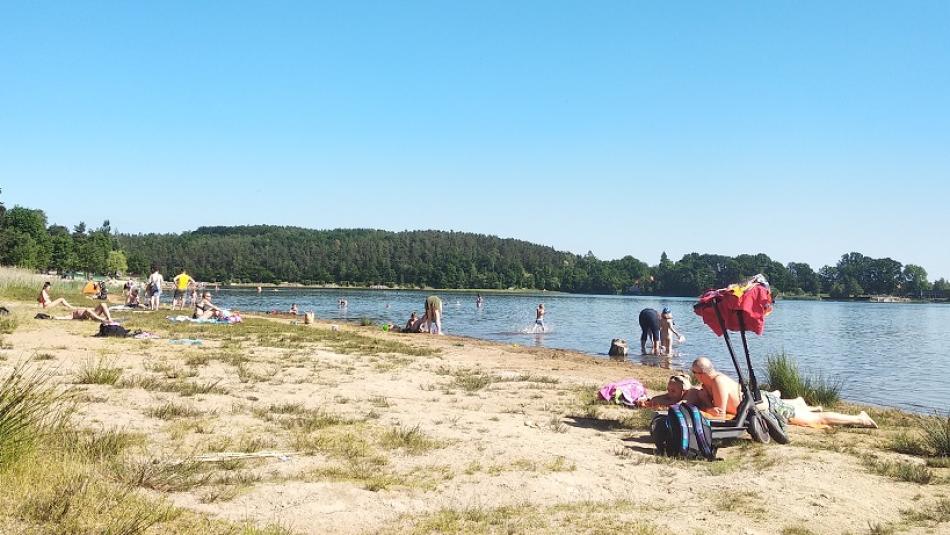 Kvalita vody v koupalištích v Plzeňském kraji je týden do konce prázdnin dobrá