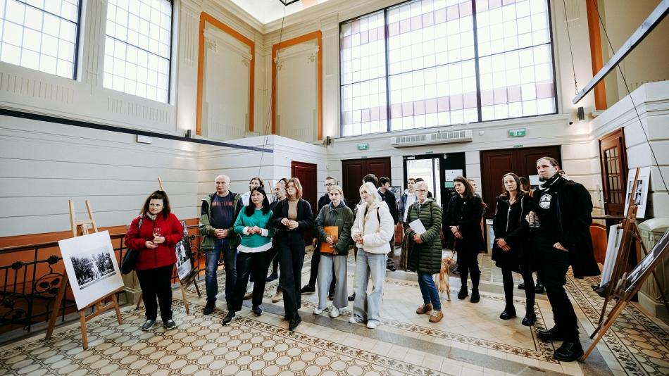 Festival Můj život s válkou v zádech pokračuje výstavou, filmy, debatou a scénickým čtením