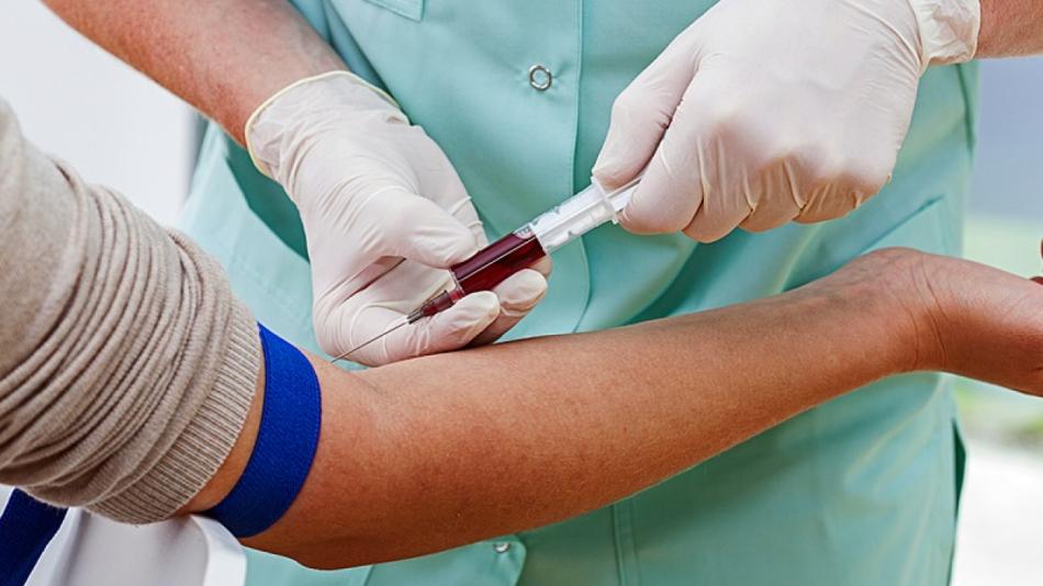 Krev nepřestali lidé darovat ani při pandemii koronaviru, přibyli i dárci plazmy