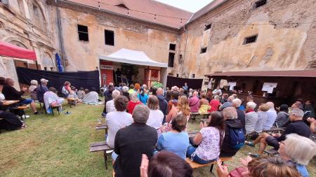 Festival v Čečovicích je vrcholem sezóny. Výtěžek půjde na opravu zámku