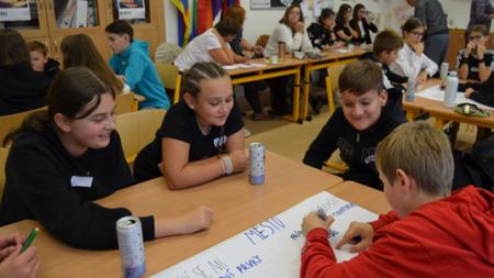 Rokycany naslouchají mladým: Školní fóra vracejí slovo žákům