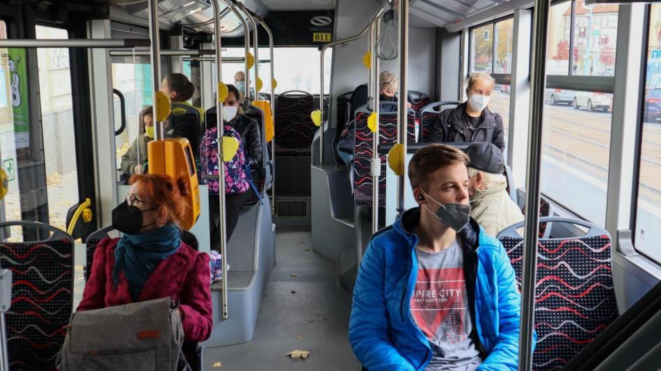 Ukrajinci budou jezdit hromadnou dopravou po Plzni zdarma