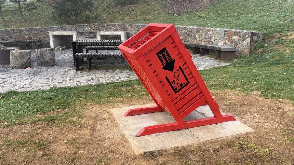 U veřejných ohnišť v Plzni budou uhláky. Město se inspirovalo v zahraničí