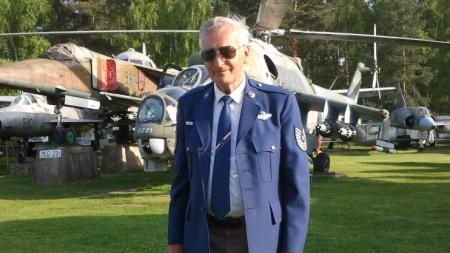 Zemřel letecký nadšenec Karel Tarantík. Osudným se mu stal pád z jednoho ze strojů