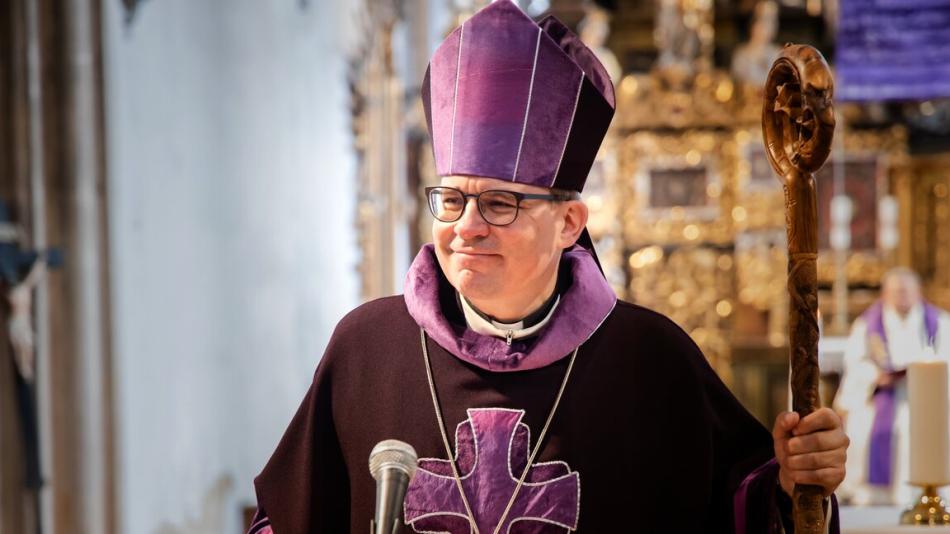 Bude nástupcem kardinála Duky plzeňský biskup Holub? Jasno má být už brzy!