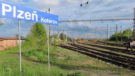 Na Slovanech vznikne nová železniční zastávka, cestujícím začne sloužit už velmi brzy!