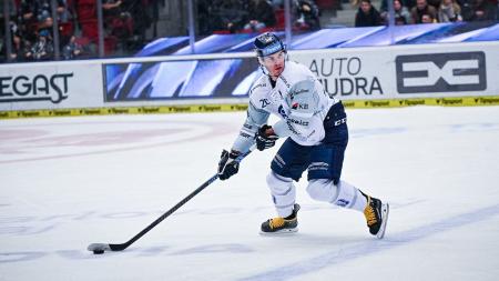 Zámorskému pomohla ke gólu výměna hokejky, na konci ale slavili Energetici