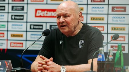 Lazio dostalo debakl, Plzeň ztratila proti Ostravě. Každý tým za to platí daň, přiznává Koubek