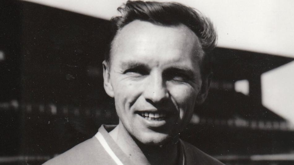 Smutek v Plzni. Zemřel nejstarší žijící fotbalista Viktorie, jako trenér vedl i Davida Limberského