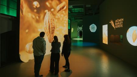 Chmel, ječmen, voda a kvasinky. Plzeňský Prazdroj otevřel novou expozici zasvěcenou pivním surovinám