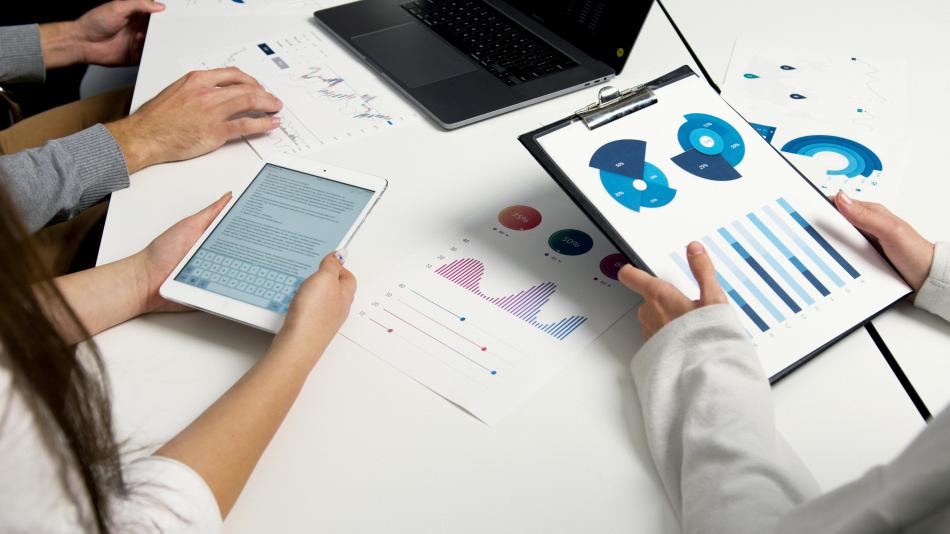 Český pracovní trh za deset let – světlé zítřky?