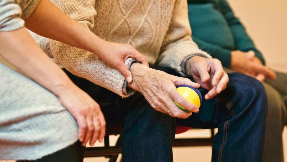 Profesionální péče v Chodově: Město pomáhá seniorům důstojně stárnout