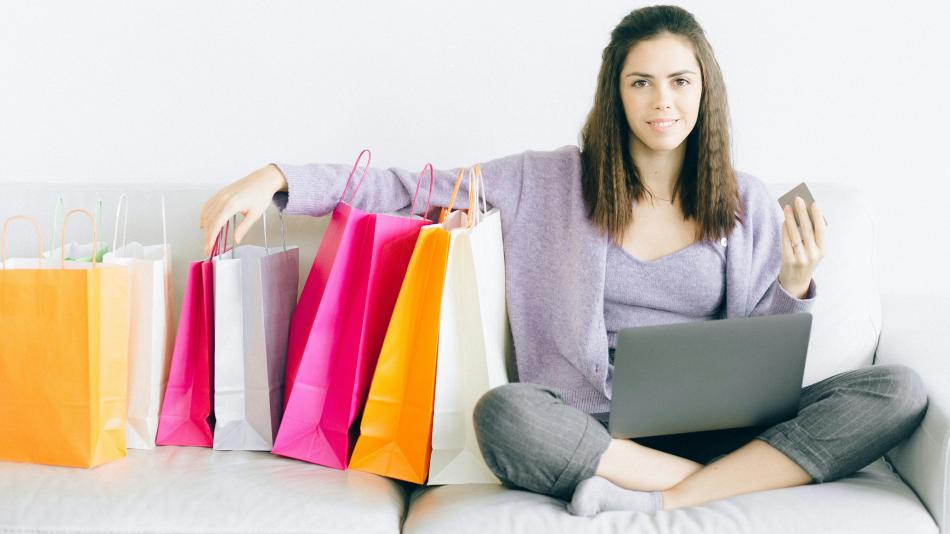 Slevy a nakupování na internetu – jaká je cena za pohodlí?