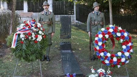 Účastník tří československých odbojů generál Josef Eret má v Plzni památník