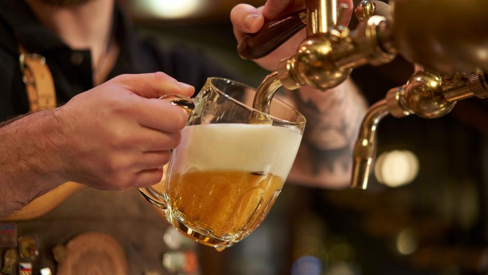 Plzeňské pivo od října podraží. Čepované, v plechovkách i ve skle