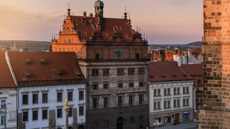 Plzeň podpoří mezinárodní umělce, kteří v ní chtějí tvořit. Připravila dotační program na podporu rezidenčních pobytů