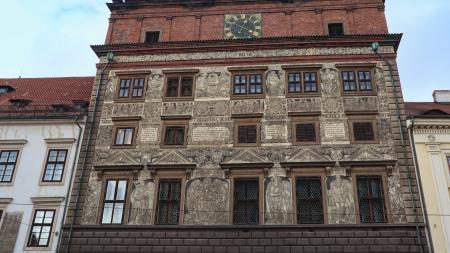 Plzeň povolí developerovi změny na stavbách na pozemku bývalých kasáren
