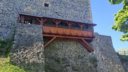 Na Radyni přivede návštěvníky nová lávka