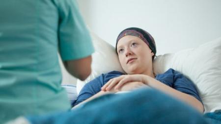 Domažlická nemocnice nově nabízí paliativní péči: Pomoc pacientům probíhá i doma