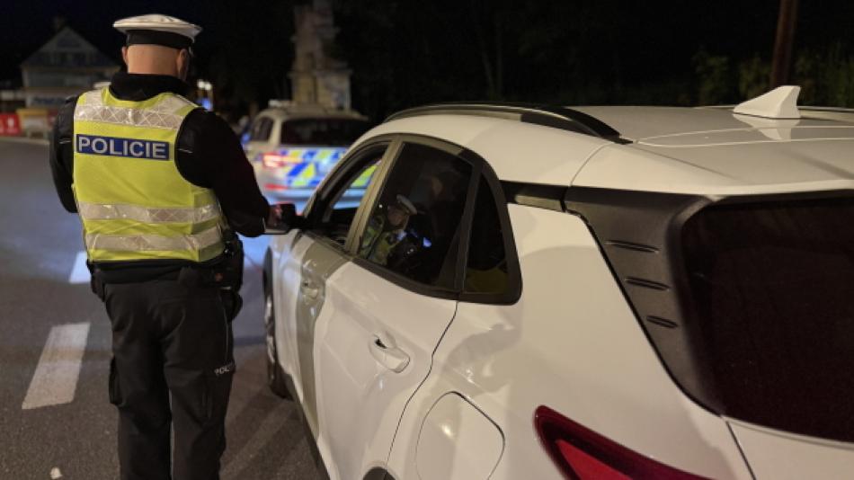 Nejen alkohol. Policisté na Chebsku narazili na tvrdší kalibr