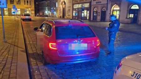 Zákaz vjezdu odhalil řidiče se zákazem řízení
