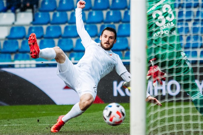 Viktoria veze z Mladé Boleslavi výhru, na Slavii ztrácí před nadstavbou bod