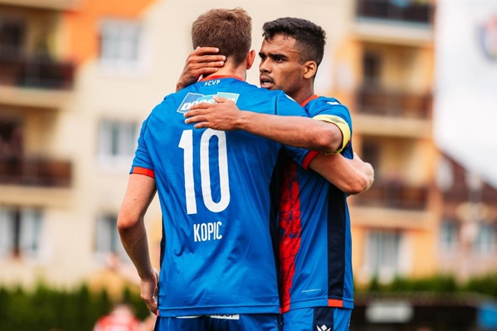 Drtivá výhra v přípravě. Viktoria Plzeň si zastřílela proti Karlovým Varům