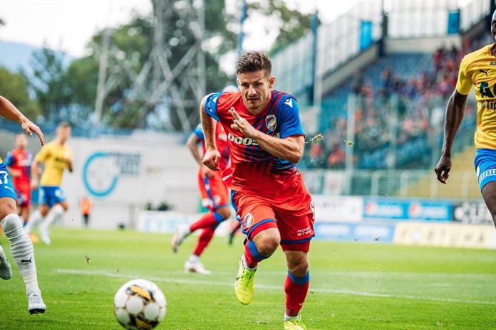 Mistrovská Plzeň začala ligu remízou, v závěru přežila penaltu