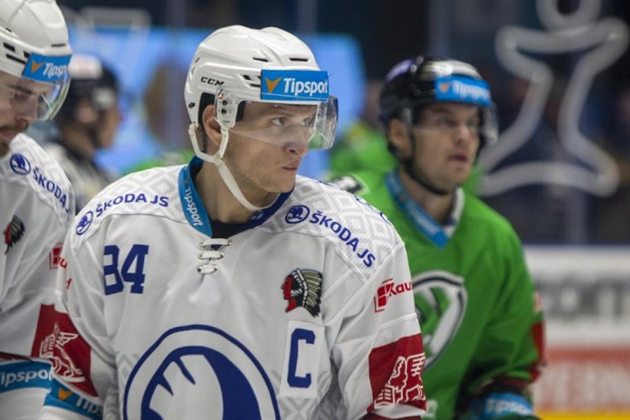 Škoda Plzeň hlásí důležitý podpis! Kapitán Schleiss prodloužil smlouvu