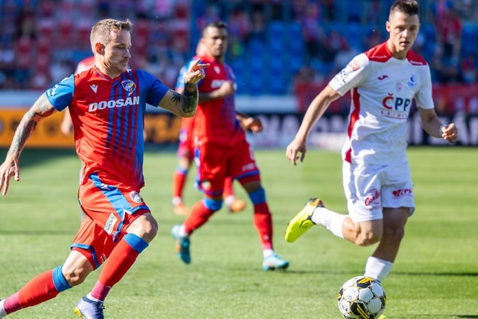 Fotbalová Plzeň ruší sobotní přípravny zápas, kabinou prochází viróza